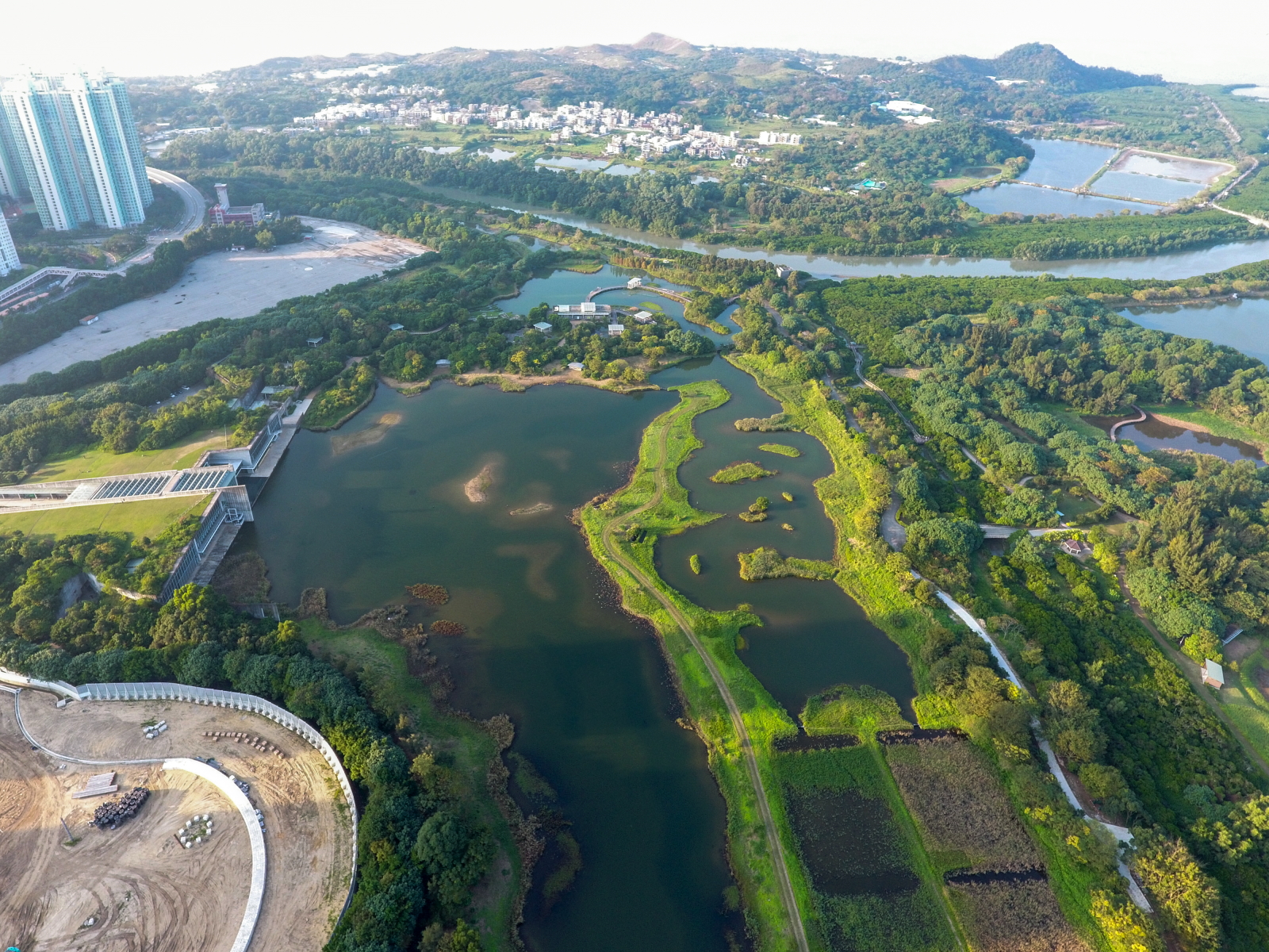  濕地公園